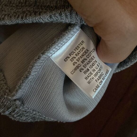 SLATE & WILLOW Two-Tone Sweater, Size XS - Picture 3 of 3